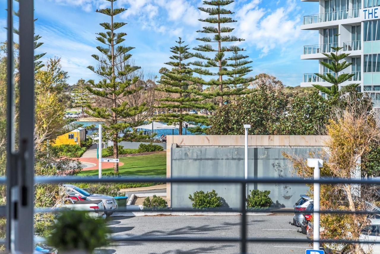 Studio 11 Mandurah Marina Buitenkant foto